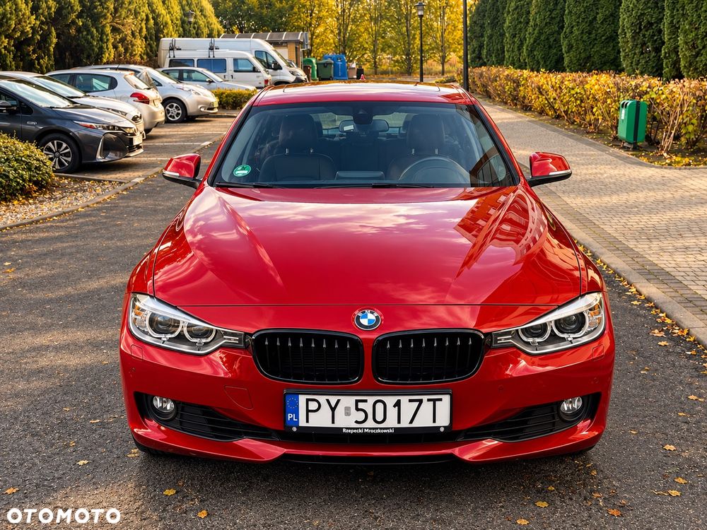 BMW 3 Series 2013 photo 2