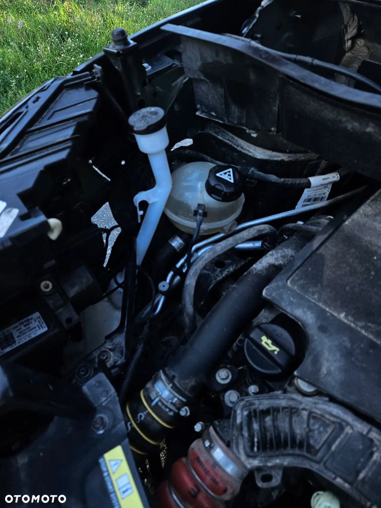 Peugeot 208 Elektromotor 136 GT - 28