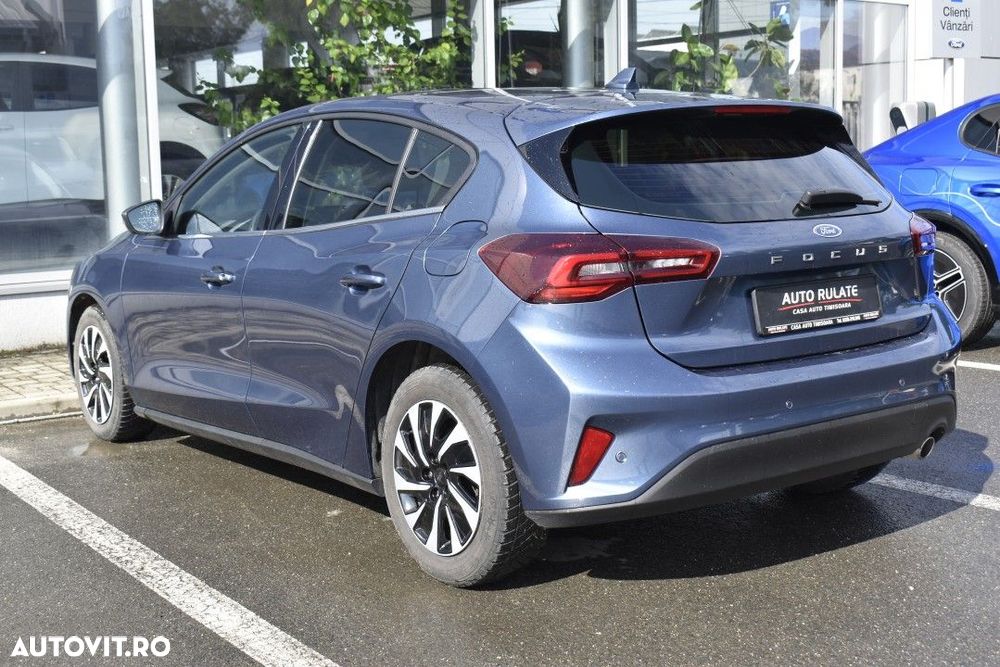 Ford Focus - 5