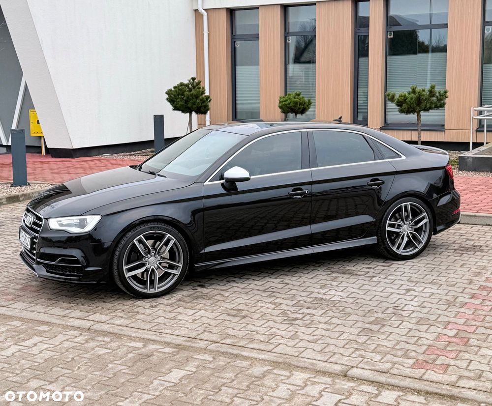 Audi S3 S tronic - 28