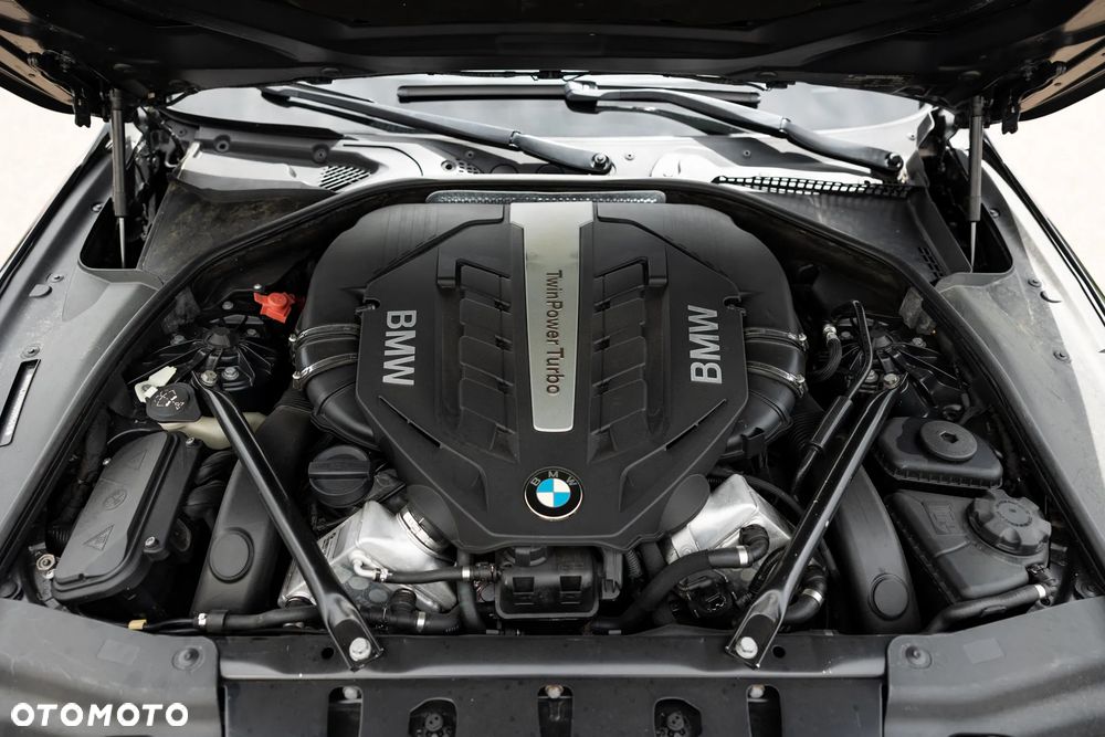 BMW Seria 6 650i xDrive - 37