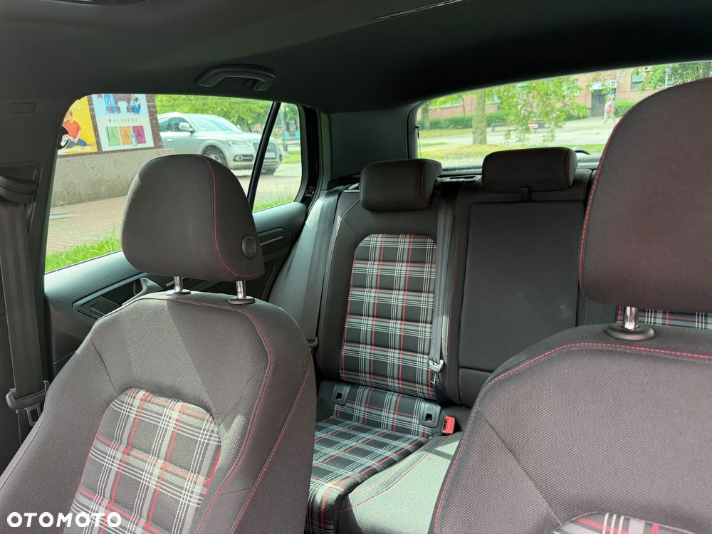 Volkswagen Golf 2.0 TSI BMT GTI Performance DSG - 10