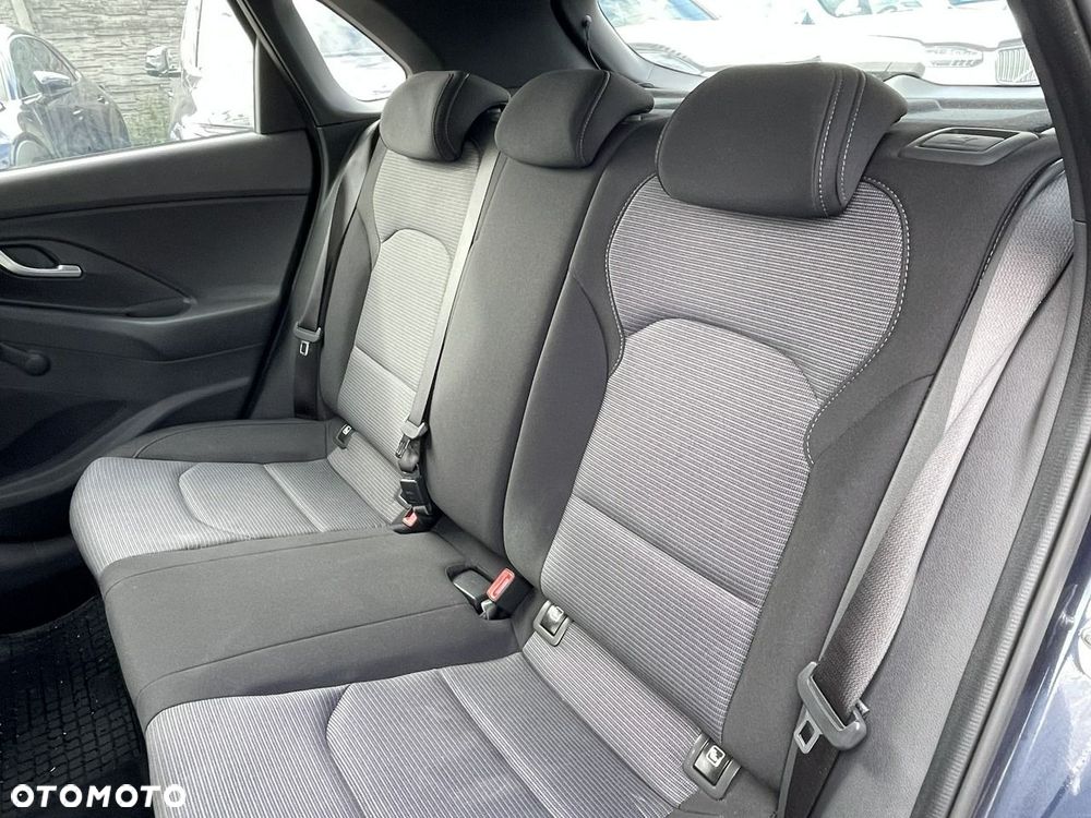 Hyundai i30 1.5 DPI Pure - 16