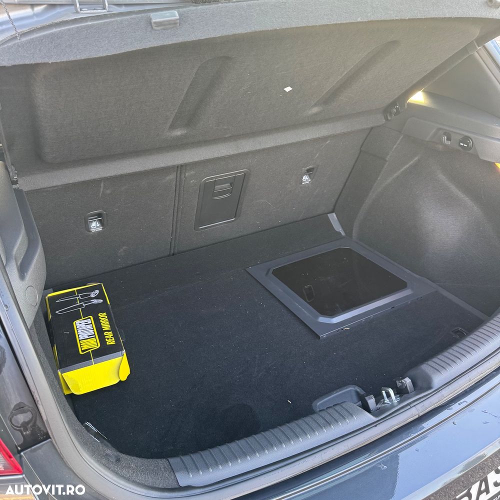 Hyundai i30 1.5 T-GDI MHEV 160CP Exclusive - 10