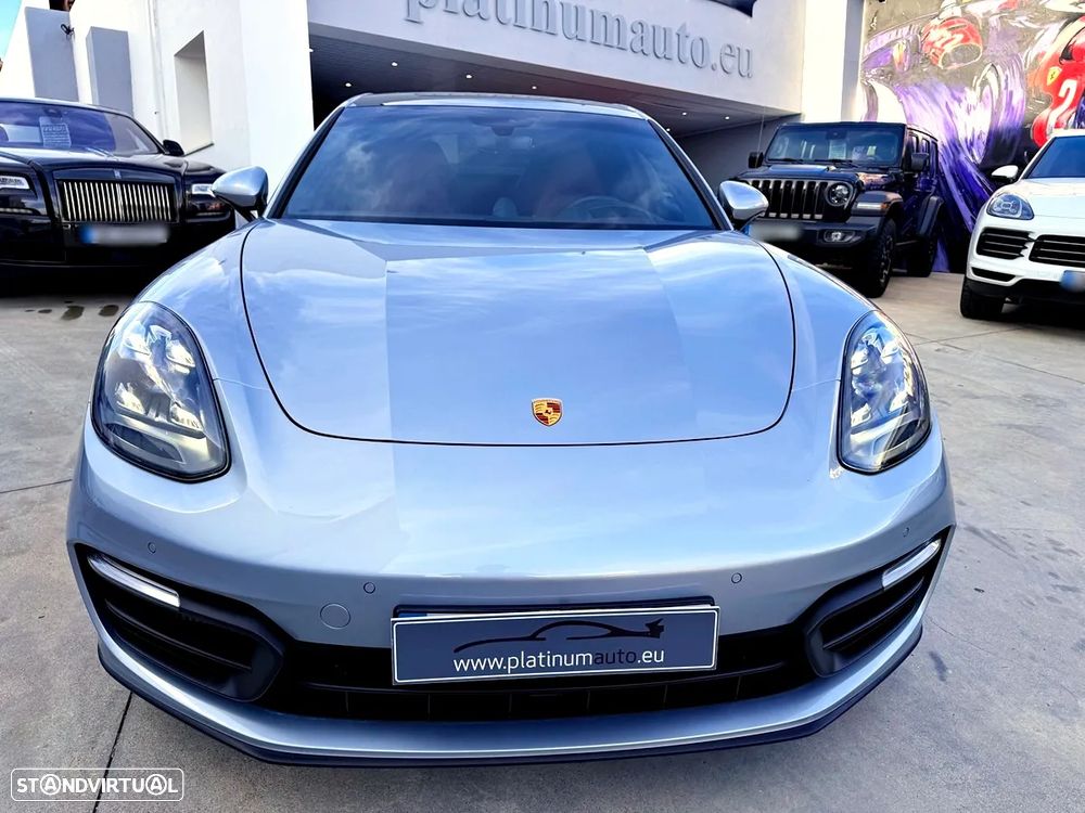 Porsche Panamera 4 E-Hybrid Platinum Edition - 8