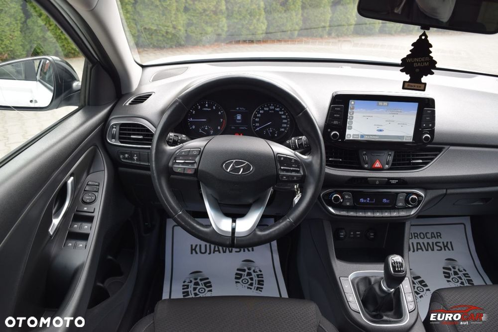 Hyundai i30 1.4 YES - 11