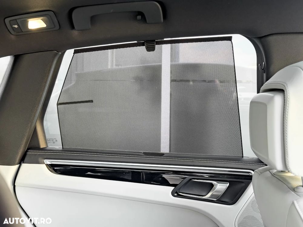 Porsche Macan T - 19