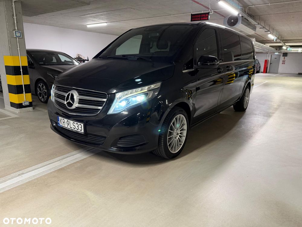 Mercedes-Benz V-Class 2016 photo 2