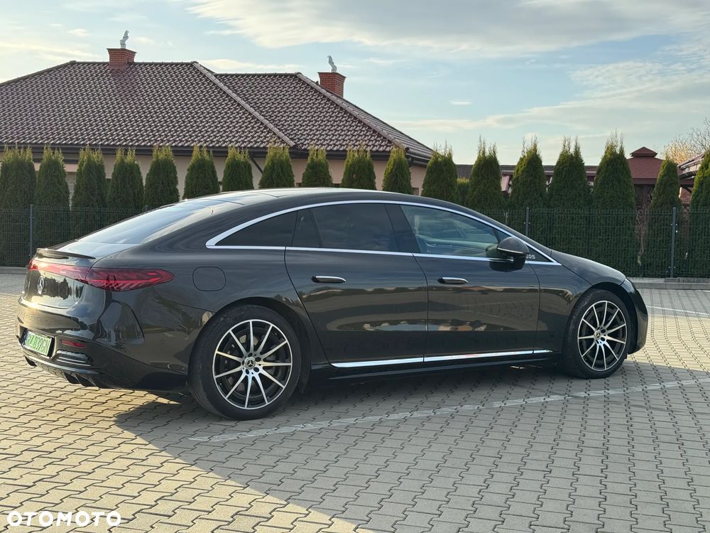 Mercedes-Benz EQS - 8