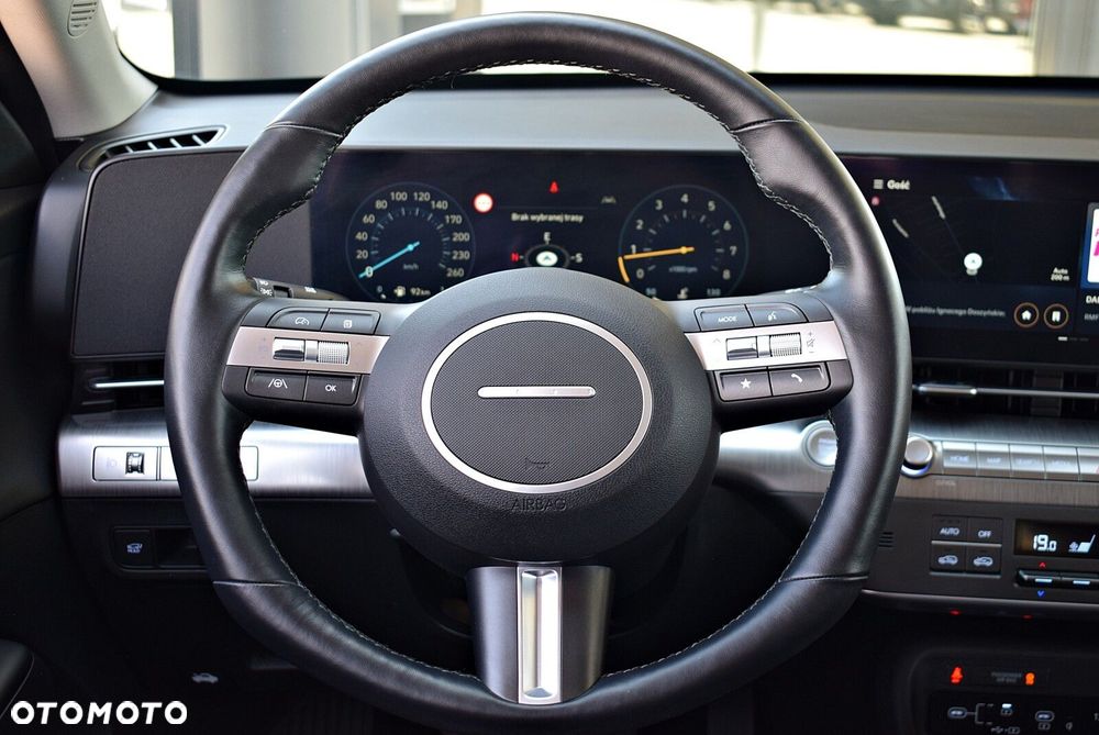 Hyundai Kona - 32