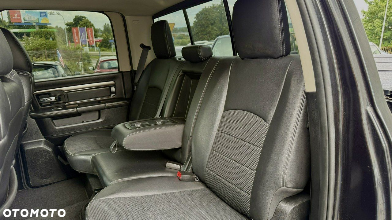 Dodge RAM - 22