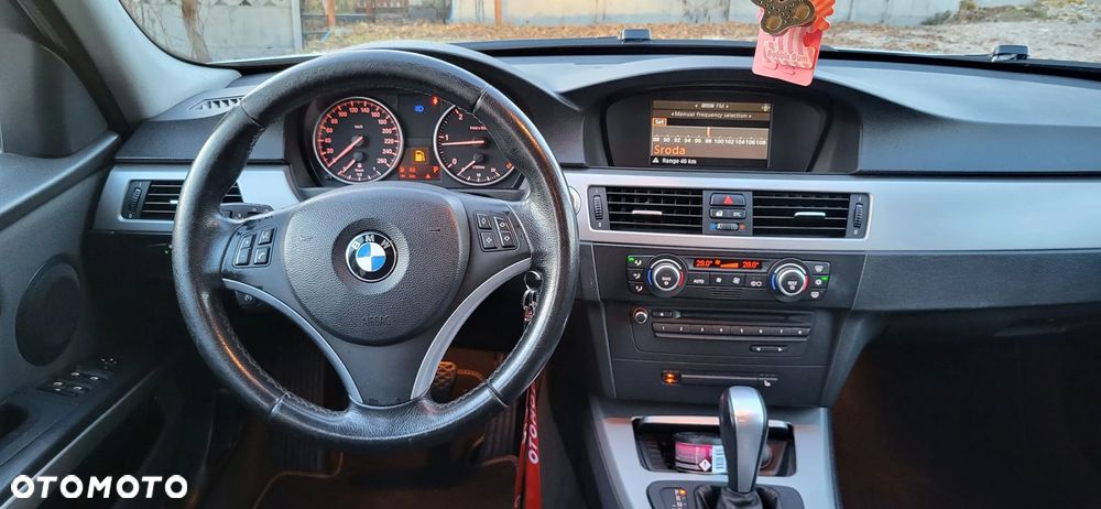 BMW Seria 3 - 16