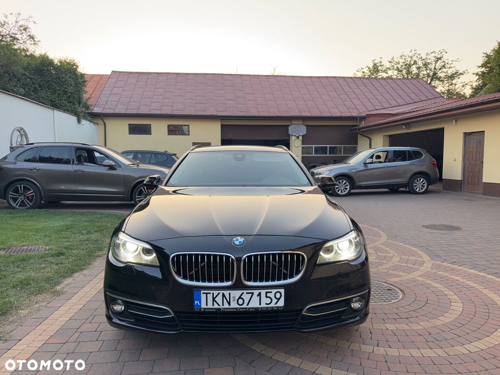 BMW Seria 5 520d Luxury Line - 12