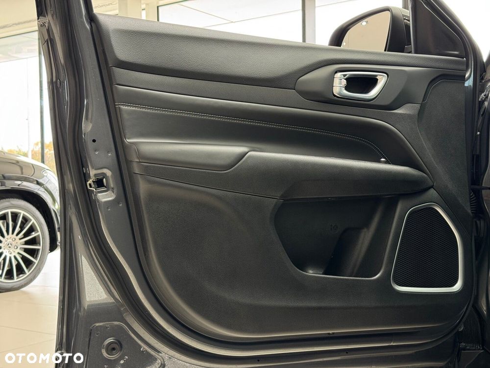 Jeep Compass - 12