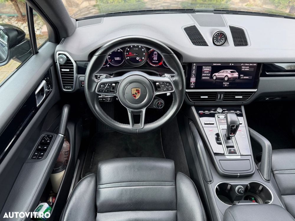 Porsche Cayenne - 15