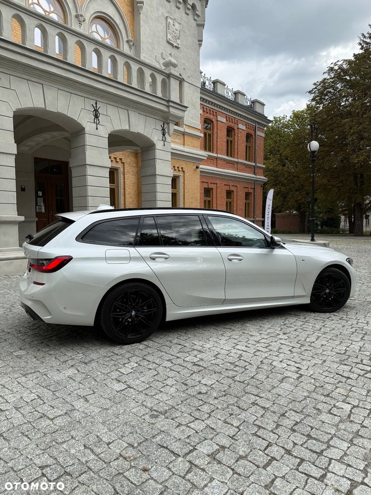 BMW Seria 3 320d xDrive M Sport Shadow - 8