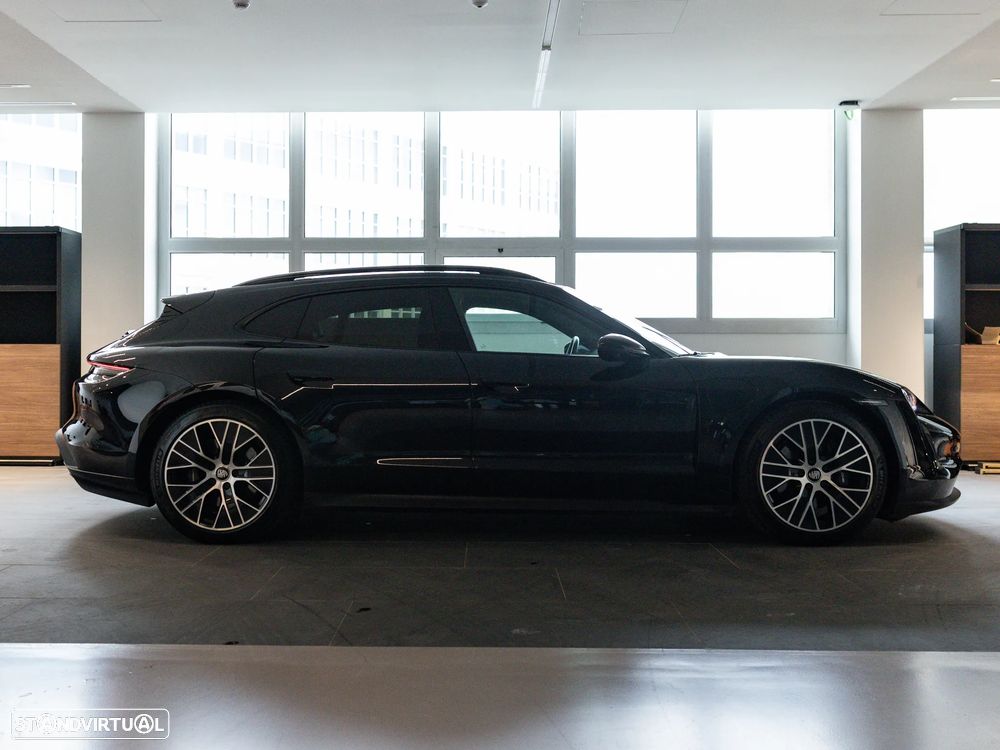 Porsche Taycan Sport Turismo - 5
