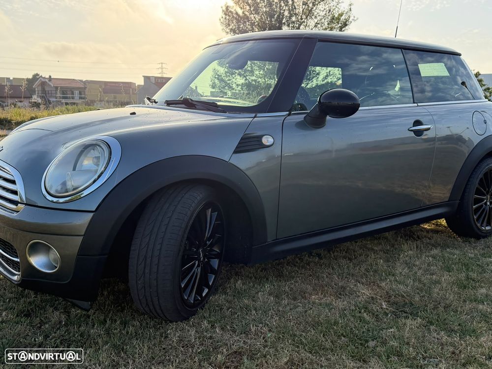 MINI 3 Portas Cooper D - 9