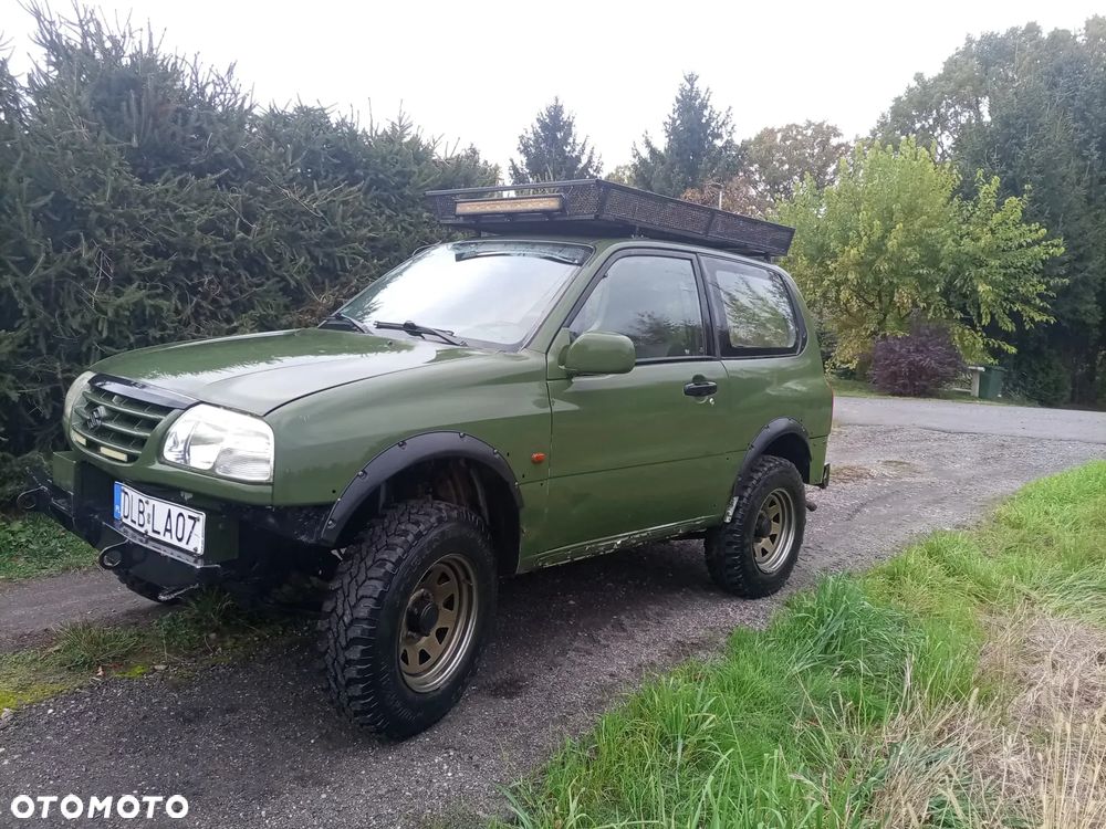 Suzuki Grand Vitara 2004 photo 2