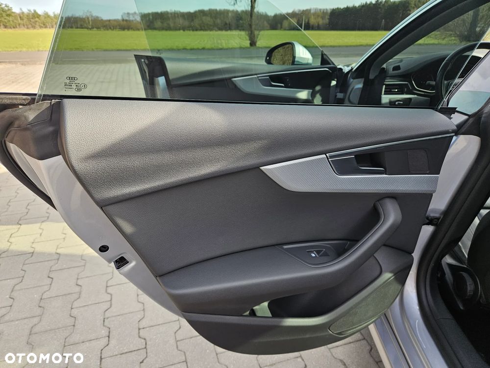 Audi A5 Sportback 35 TFSI S tronic - 15