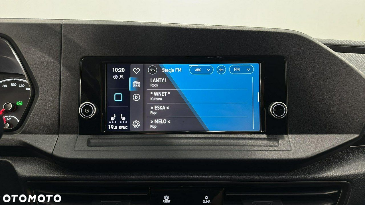 Volkswagen Caddy 2.0 TDI DSG - 20