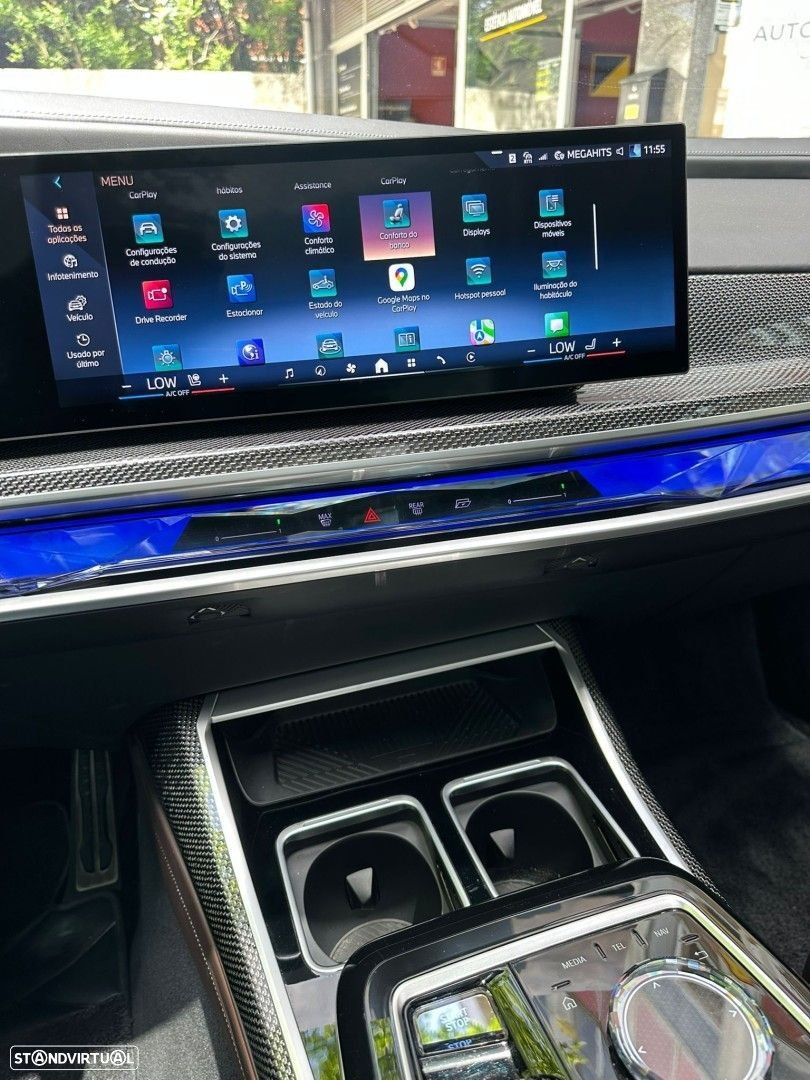 BMW i7 xDrive60 Pack Desportivo M - 26