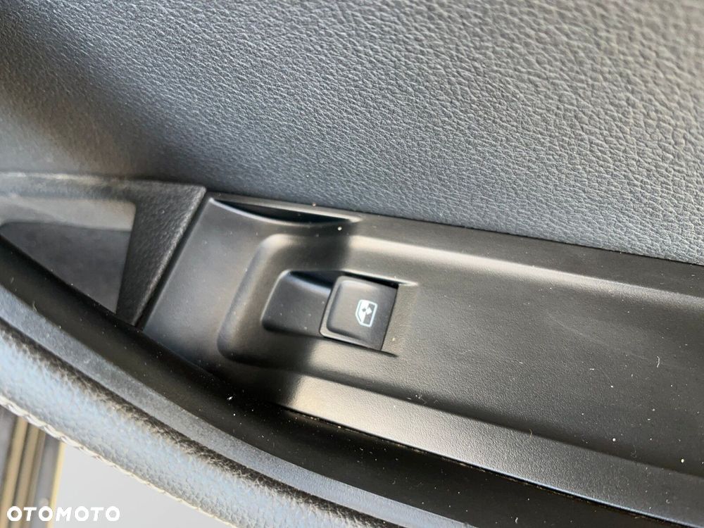 Skoda Superb 2.0 TDI SCR Style DSG - 18