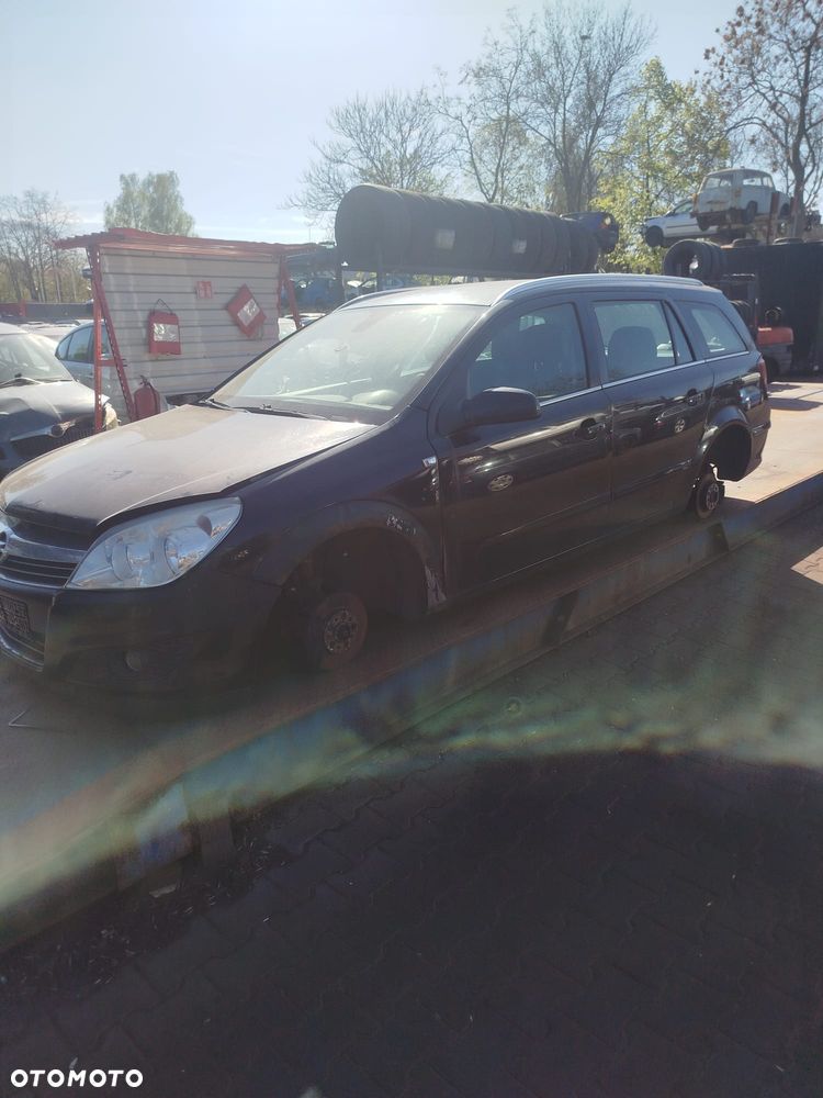 Opel Astra H na części. - 2