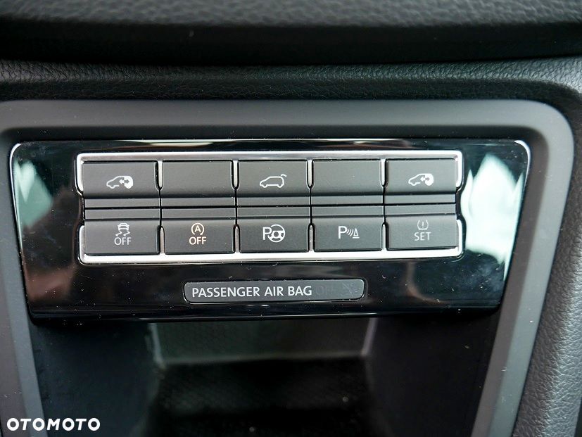 Volkswagen Sharan 2.0 TDI DSG Highline - 21