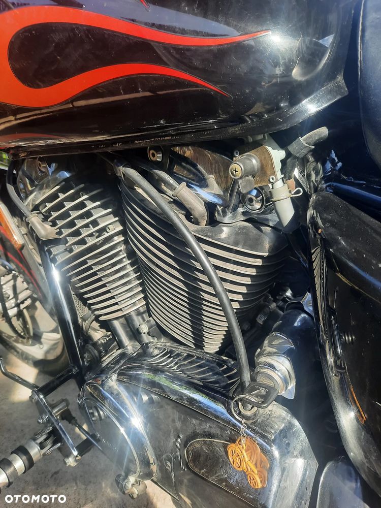 Honda Shadow - 4