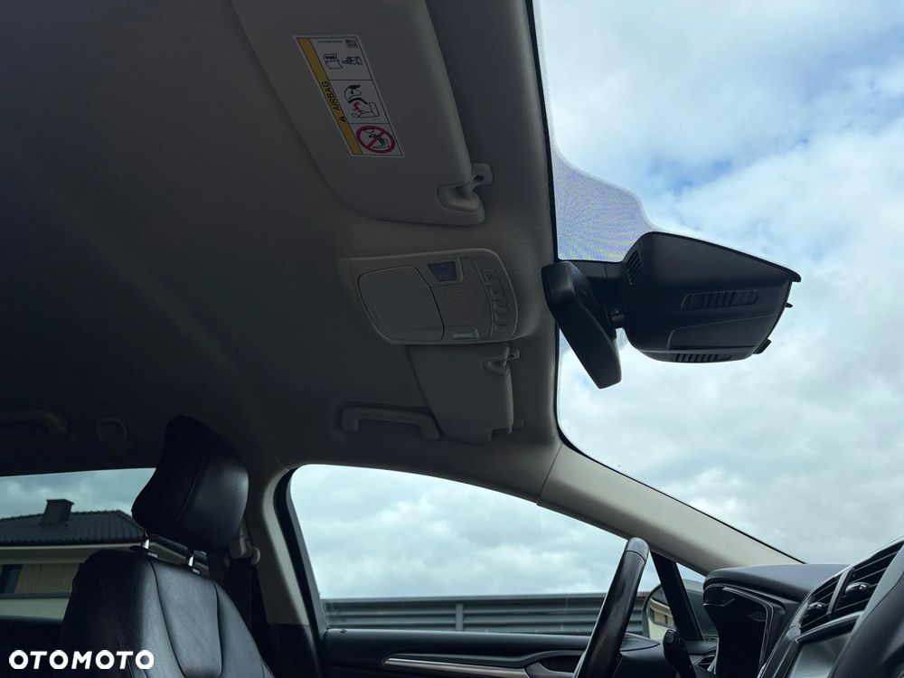 Ford Mondeo 1.6 TDCi ECOnetic Start-Stopp Titanium - 16