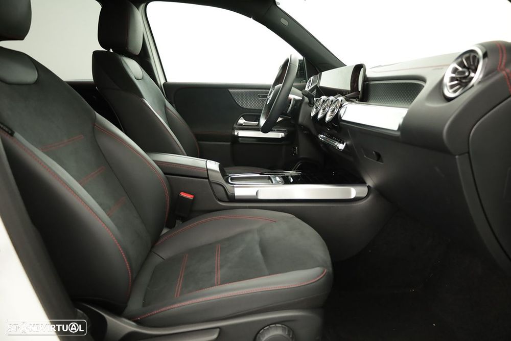Mercedes-Benz EQB 250+ AMG Line - 21