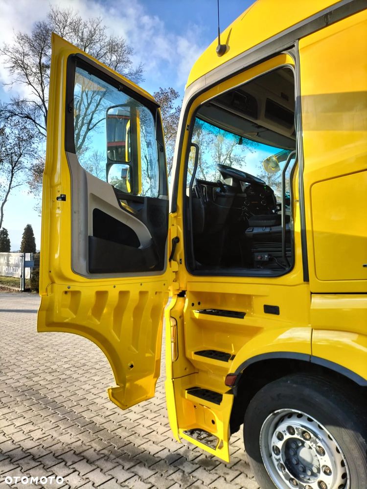 Mercedes-Benz Actros 2542 - 12