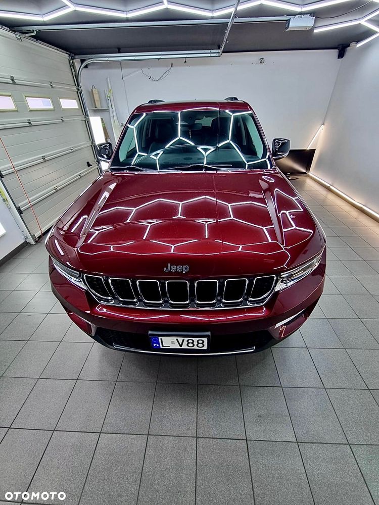 Jeep Grand Cherokee - 9