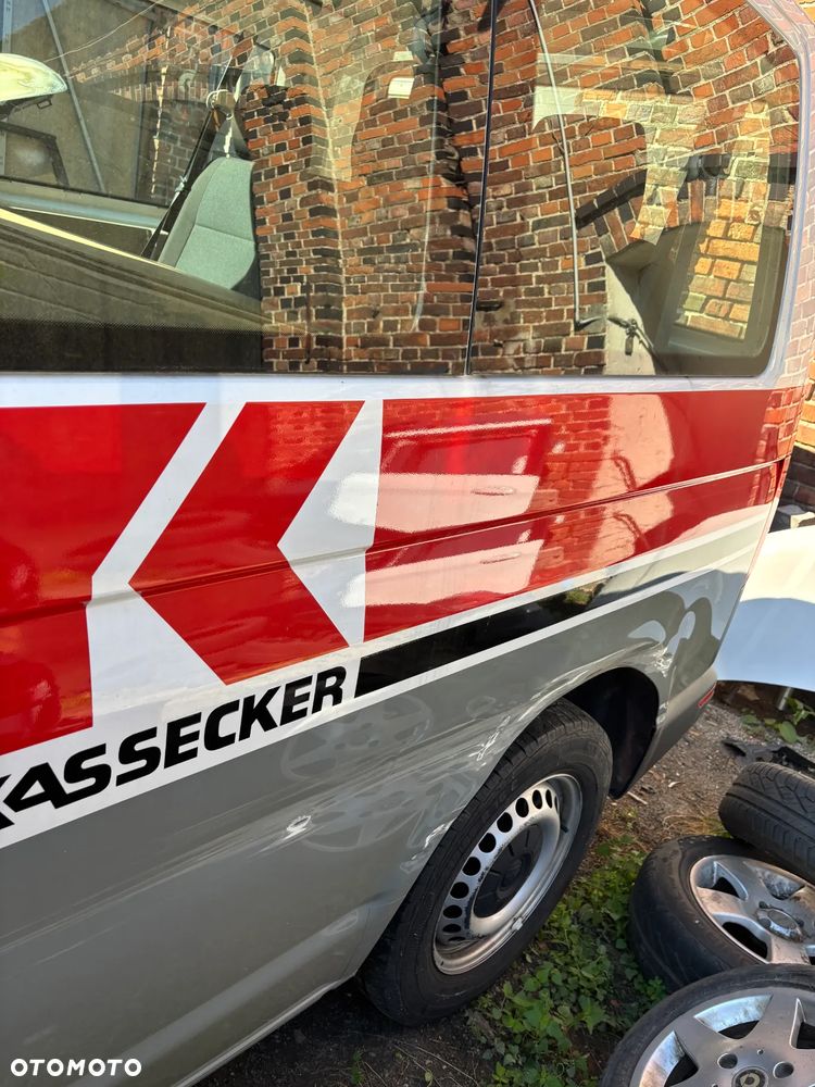 Volkswagen Transporter - 7