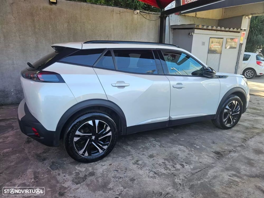 Peugeot e-2008 50 kWh Allure Pack - 4