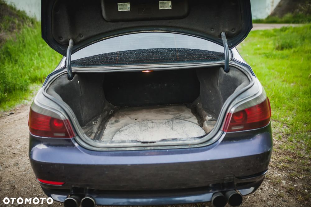 BMW Seria 5 520i - 12