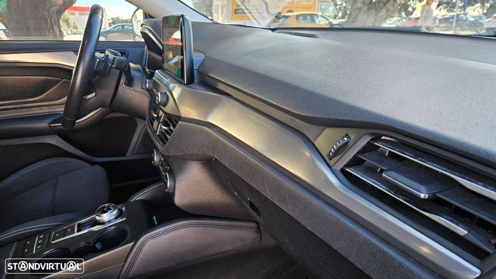 Ford Focus SW 1.0 SCTi Titanium Aut. - 42