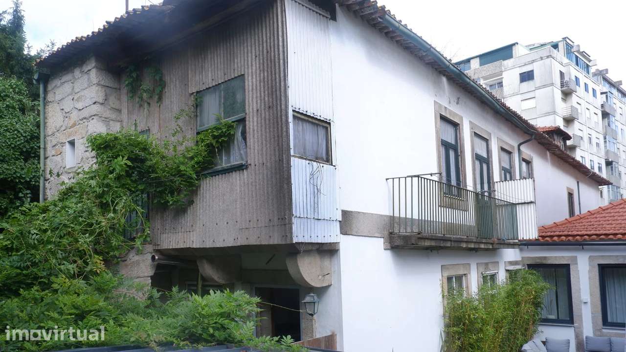 Prédio com 11 divisões à venda no Porto - Grande imagem: 5/27