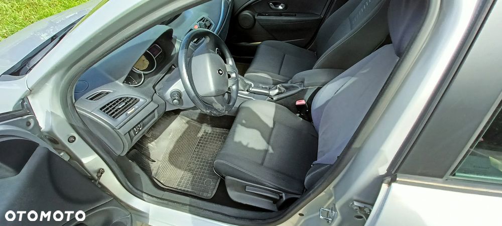 Renault Megane 1.5 dCi Expression - 16