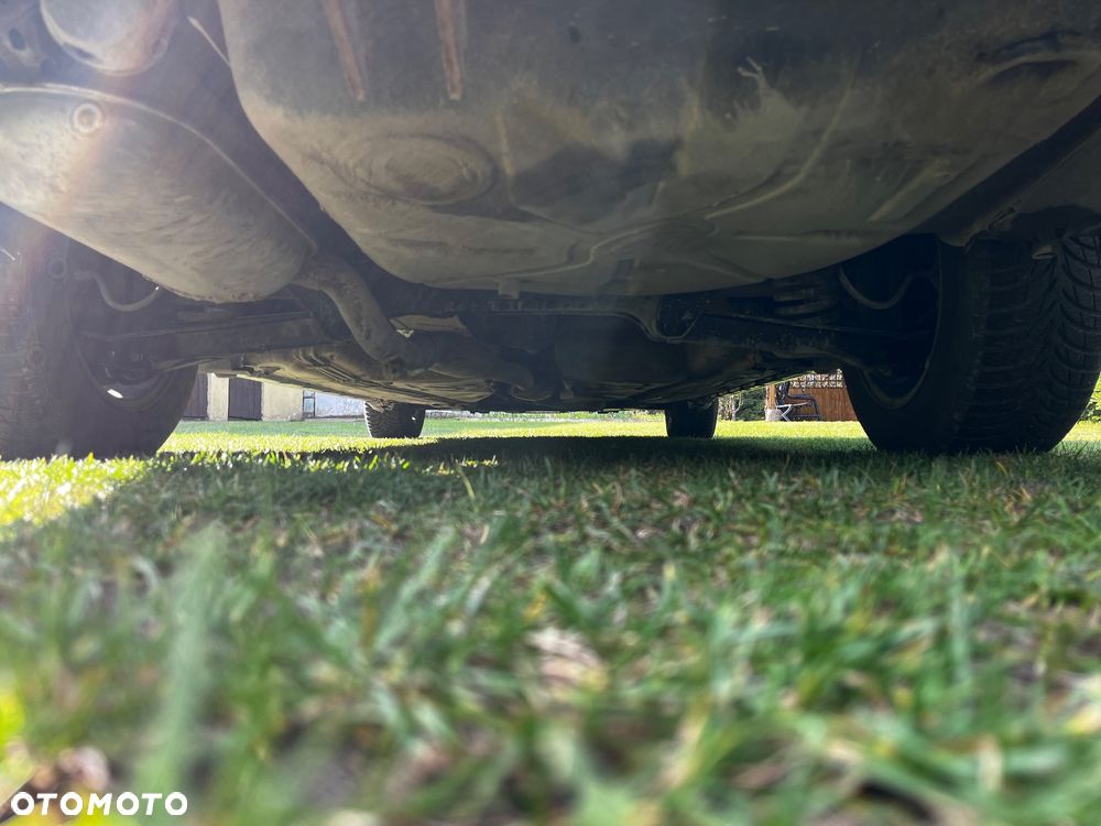 Mercedes-Benz Klasa E 250 T Diesel - 5