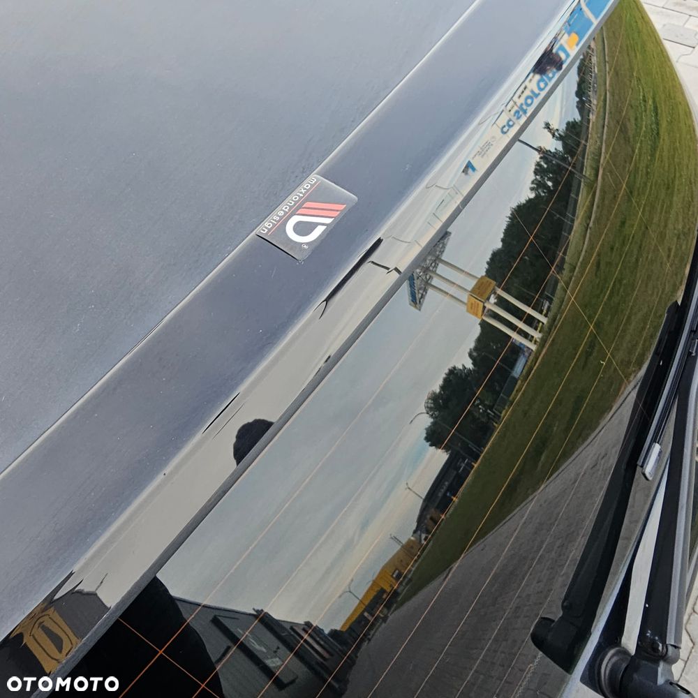 BMW Seria 1 118i - 22