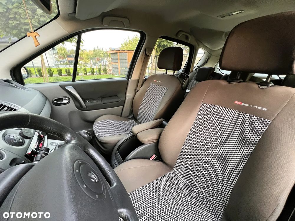 Renault Scenic - 10