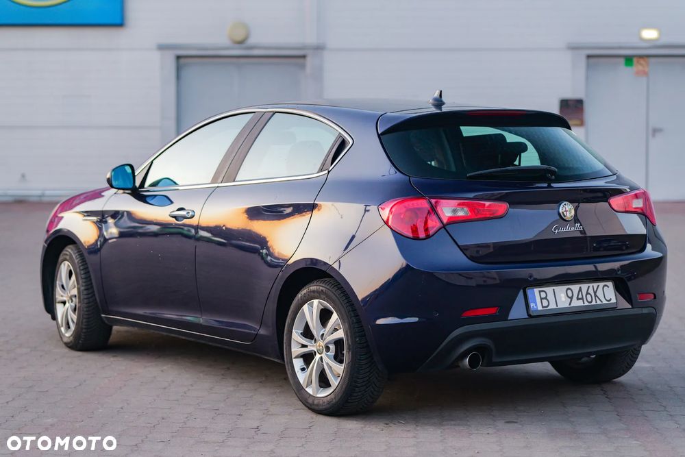 Alfa Romeo Giulietta 1.6 JTDM Distinctive - 3