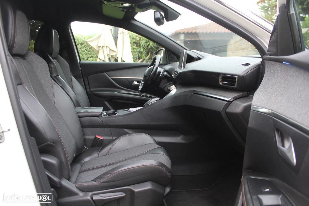 Peugeot 3008 1.6 BlueHDi GT Line EAT6 - 26