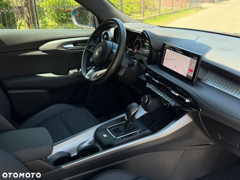 Alfa Romeo Tonale 1.5 T4 GSE mHEV Sprint DCT - 13