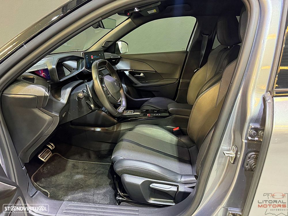 Peugeot 2008 1.2 PureTech GT EAT8 - 15