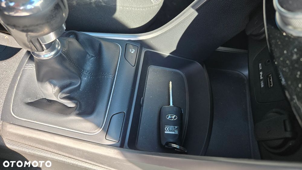Hyundai i30 1.6 CRDi Classic + - 7