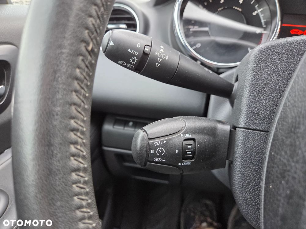 Peugeot 3008 1.2 PureTech GPF Allure S&S - 8