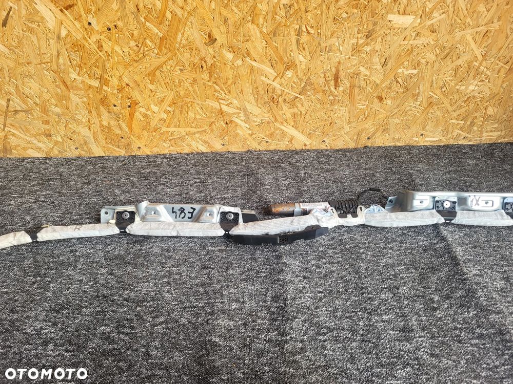 Bmw X1 e84 kurtyna powietrzna prawa - 1